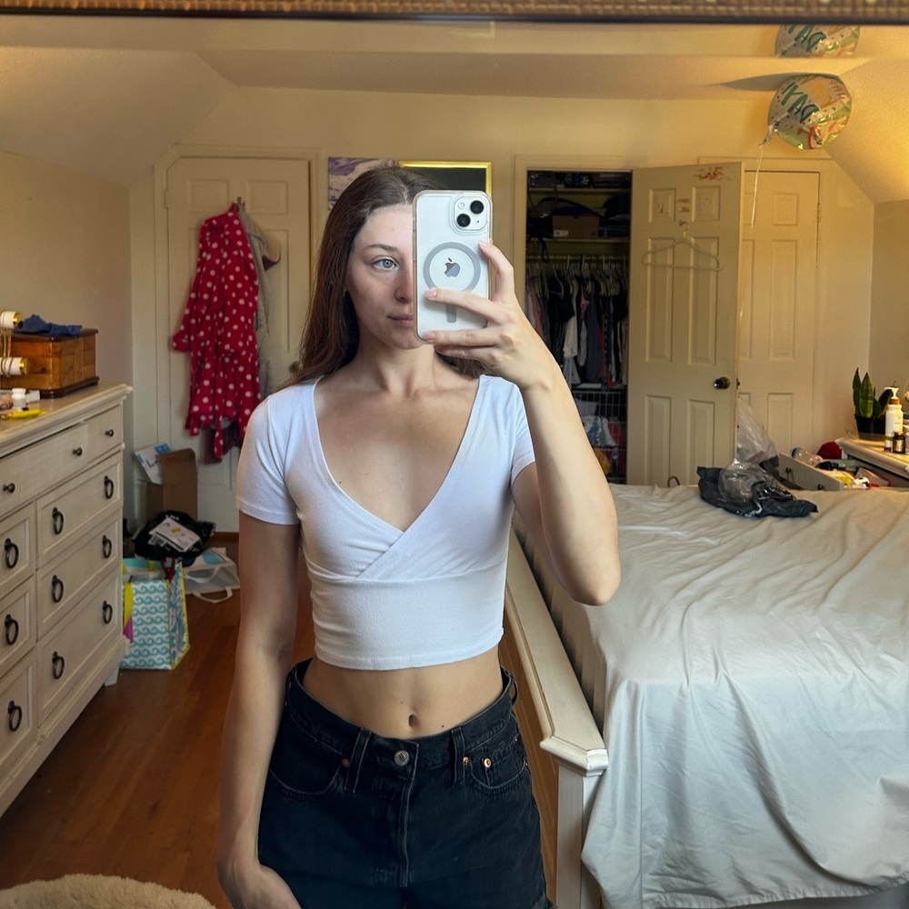 Brandy Melville Crop Top